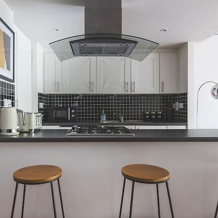 2Bed Stratford Apt With Easy Access To Central London, O2, Excel, Parking Nearby Esterno foto