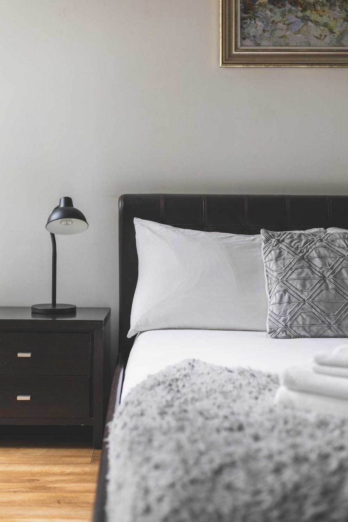 2Bed Stratford Apt With Easy Access To Central London, O2, Excel, Parking Nearby Esterno foto