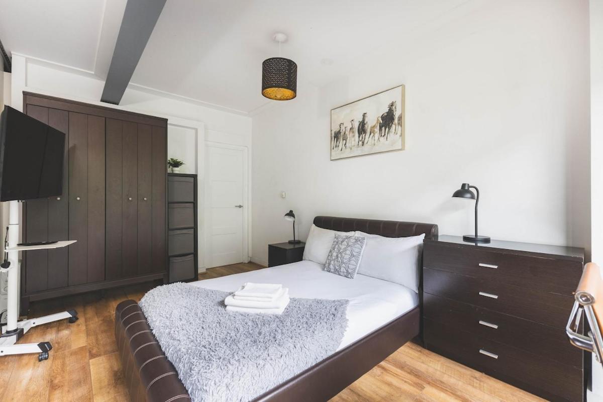 2Bed Stratford Apt With Easy Access To Central London, O2, Excel, Parking Nearby Esterno foto